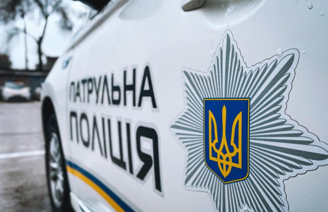 У підвалі багатоповерхівки у Києві чоловік виявив вибухонебезпечну знахідку: фото