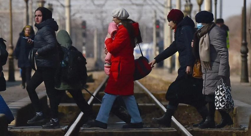 Скільки українських біженців планують повернутися додому: опитування ООН