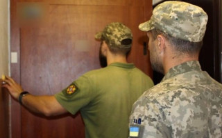 Верховна Рада легалізує заочні штрафи для чоловіків, які не стали на військовий облік чи не з’явилися за повісткою