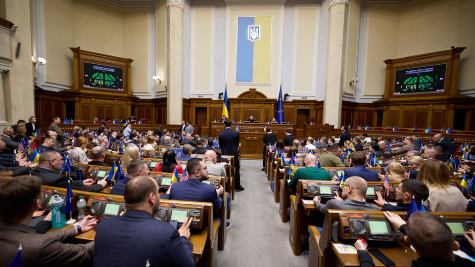 Политические партии освободят от ответственности за неподачу в НАПК данных об имуществе и доходах, если их ячейки находятся на территории боевых действий