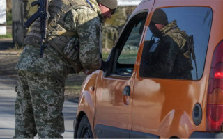 Автомобілі, які стоять на обліку у ТЦК, заборонили переміщати до інших областей – закон про мобілізацію