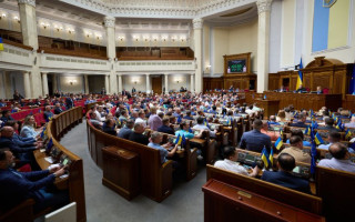 Ціни на звичайні цигарки зростуть – парламент схвалив законопроект