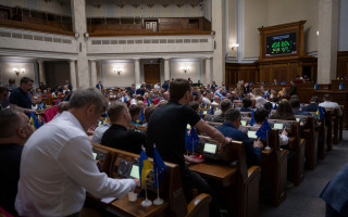 Як відбуватиметься повернення до військової служби у разі звільнення від відповідальності за дезертирство і СЗЧ – що пропонують депутати