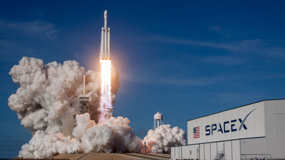 SpaceX успішно запустила чергову партію супутників Starlink