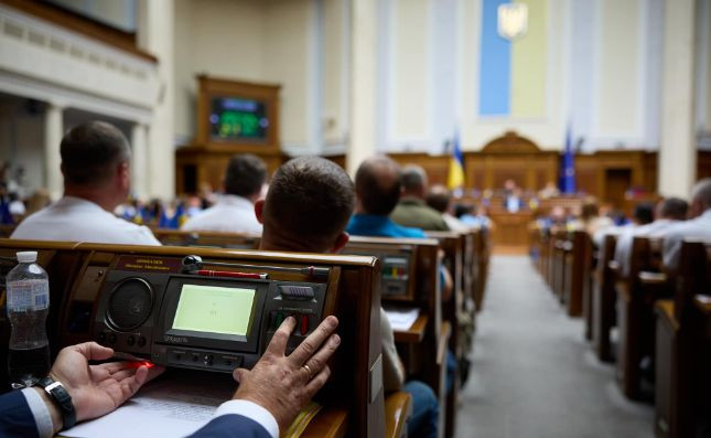 До 25 років мобілізувати не будуть, а кого встигли мобілізувати – звільнять у запас – Верховній Раді рекомендували прийняти закон