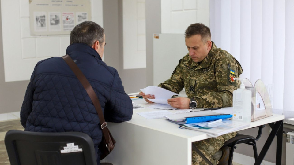 Суди скасовують більшість штрафів ТЦК, бо вони накладені за неіснуючою на момент порушення нормою