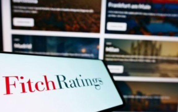 Агентство Fitch підвищило рейтинг України після реструктуризації боргу за єврооблігаціями