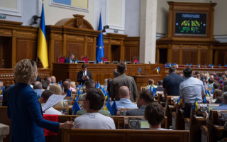 Організатор корупційного злочину зможе уникнути перспективи в’язниці за умови викриття іншого організатора – законопроект