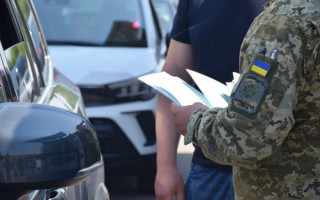 Суд скасував наказ ТЦК про призов 23-річного чоловіка і зобов’язав звільнити його з військової служби – деталі