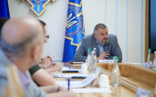 Володимир Зеленський увів в дію рішення РНБО щодо забезпечення видатків на оборону не менше 2,22 трильйони грн у 2025 році