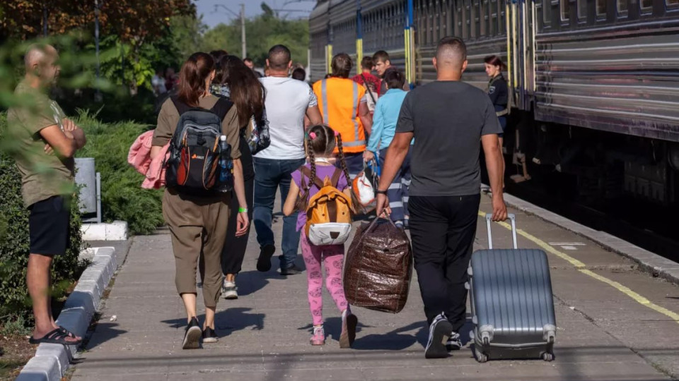 Українці з прифронтових територій можуть отримати до 54 тисяч гривень – що варто знати