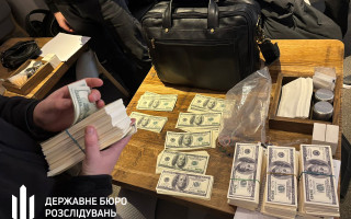 У Києві шахрай вимагав у бізнесмена $700 тисяч «вирішення питань» із нерухомістю