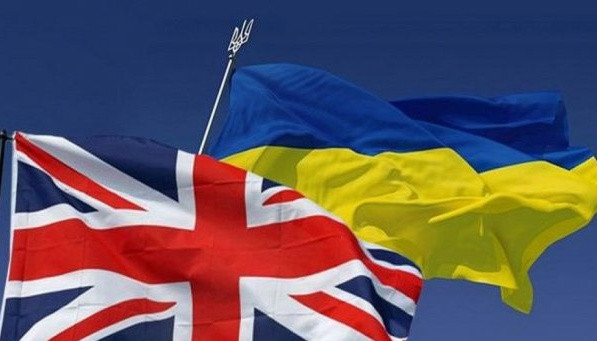 Велика Британія підготувала майже 600 українських медиків з початку війни