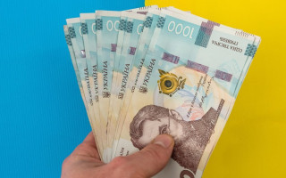 По 6500 грн на кожну дитину — малозабезпечені сімʼї та переселенці отримають виплати