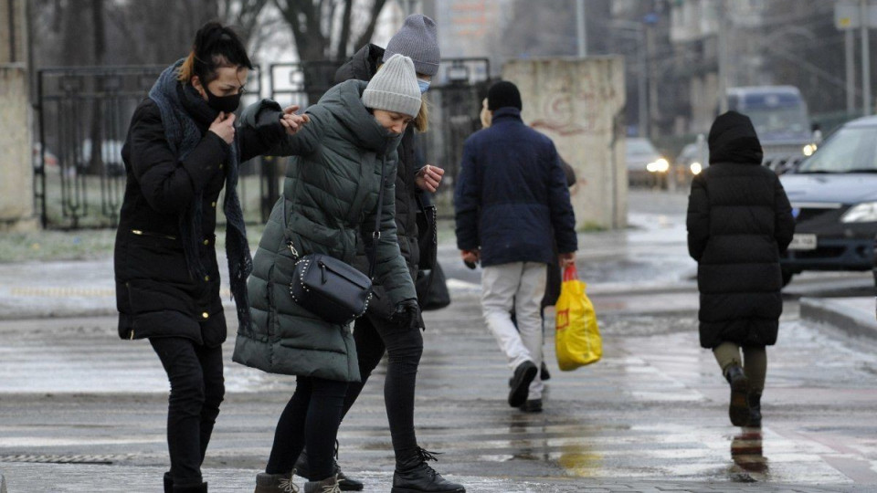 В Киеве до конца суток 6 декабря на дорогах сохранится гололедица