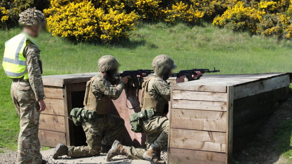 Кабмін пропонує Раді прийняти закон щодо порядку перебування підрозділів Збройних Сил України за кордоном