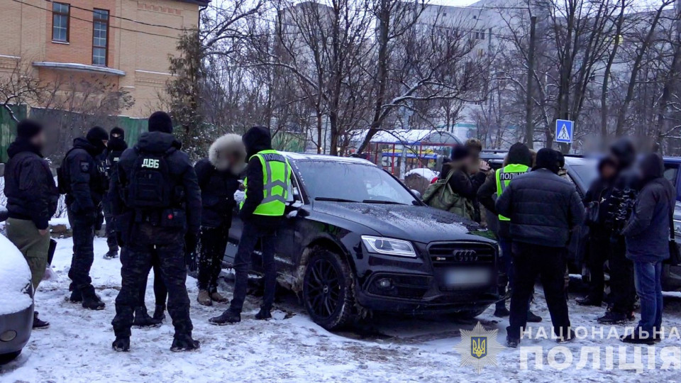 В Киеве будут судить 11 человек за сбыт наркотиков и сутенерство во время комендантского часа