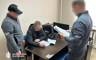 На Херсонщині викрили посадовця військової частини на закупівлі хліба за завищеними цінами