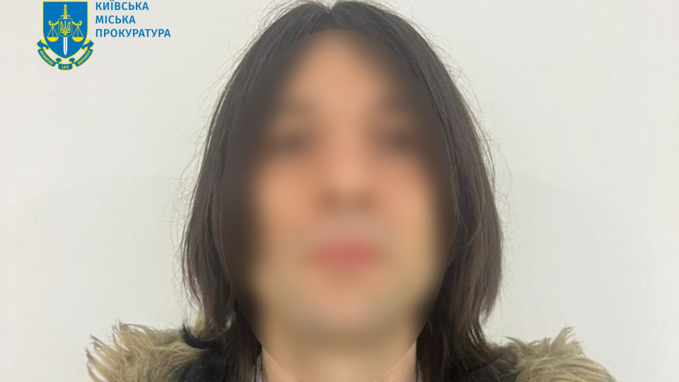 У Києві судитимуть чоловіка, який обдурив військову на 300 тисяч гривень