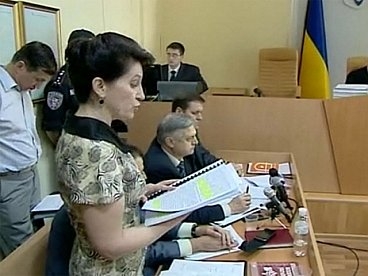 Тимошенко требует переводчика: она не понимает «неукраинский» язык