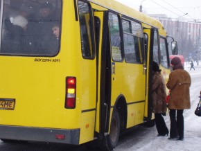 В Киеве горела маршрутка «Богдан»