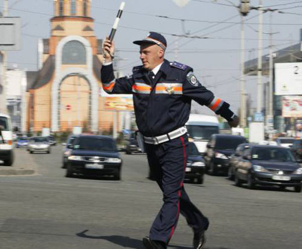 В Запорожье задержали фальшивых ГАИшников