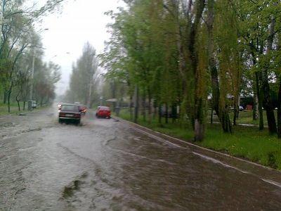 Во Львове ливень смыл дороги