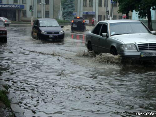 Как в Житомире боролись со стихией?