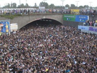 Давка на Love Parade: Прокуратура предъявила обвинение в убийстве 21 человека