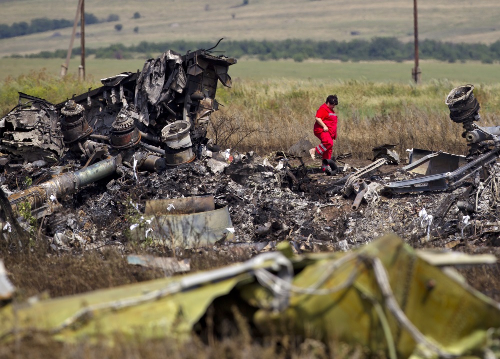 Украина прекратить огонь в зоне падения Boeing 777 после получения запроса от международной группы по расследованию