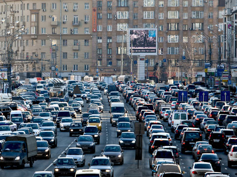 Для борьбы с пробками въезд в Москву сделают платным