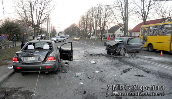 В страшном ДТП на Волыни погибли 2 человека. ФОТО