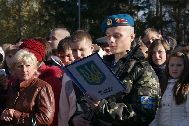 По закону военного времени