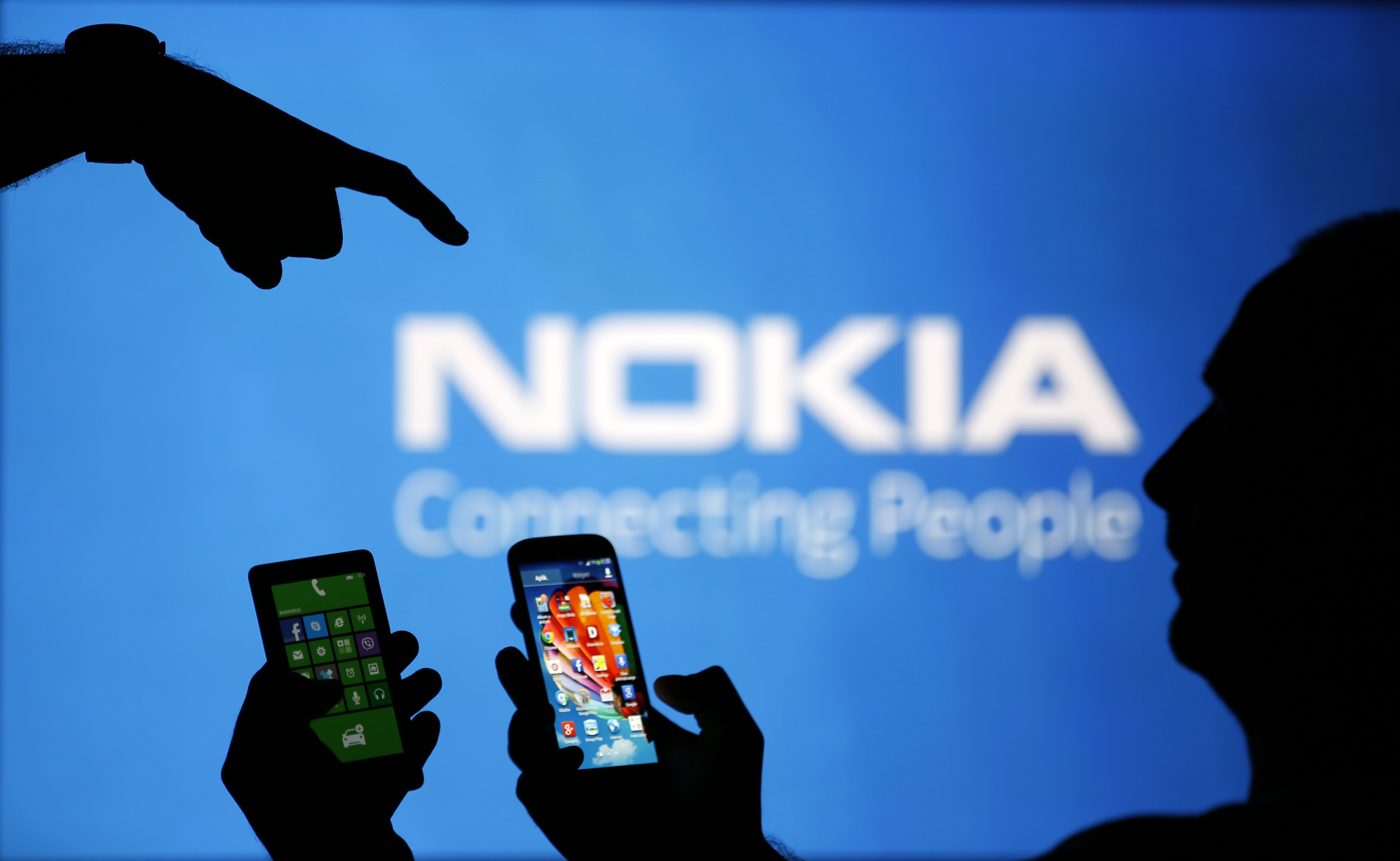 Microsoft продает бренд Nokia