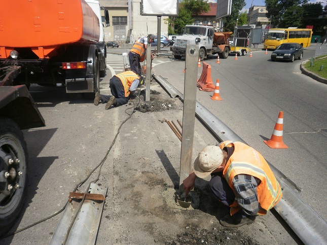 В столице продолжаются дорожно-ремонтные работы