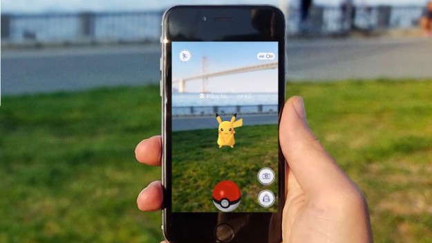 Мужчина открыл стрельбу по игравшим в Pokemon GO подросткам