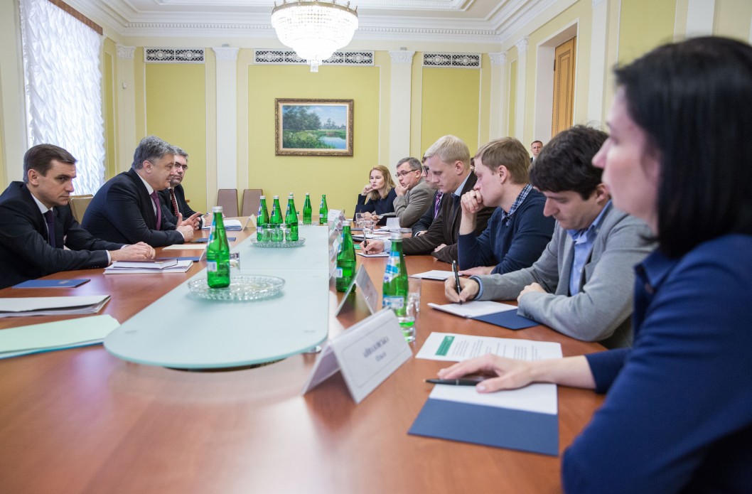 Президент намерен подписать внесенные изменения в закон о э-декларировании